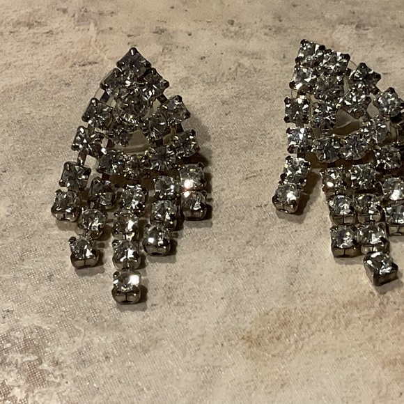 Vintage Rhinestone Earrings pierced Dangle 1.5” long - Picture 2 of 7